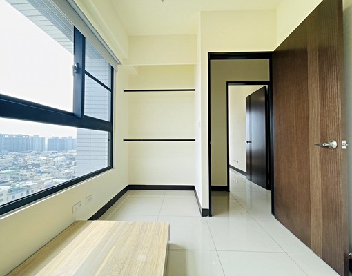 ⭐楠梓高大特區｜高樓邊間｜三房平車含管｜可租補 - Image 7