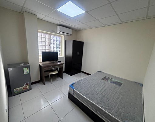 高雄市岡山區套房與車位出租 - Image 1