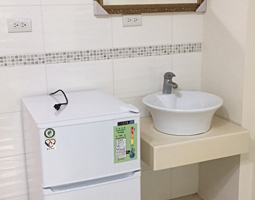 嘉基耐斯商圈★寬敞明亮美套房◆生活機能佳 - Image 8