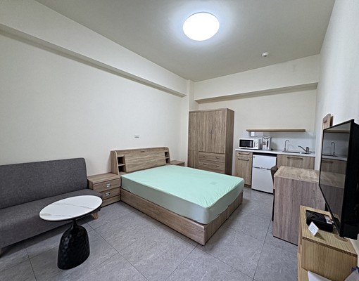 經國路二段近北大路西大路遠百旁 - Image 1