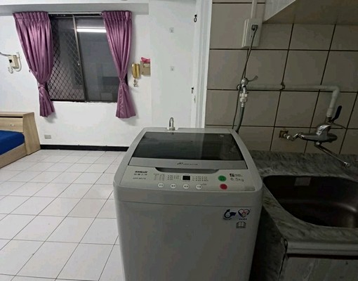 中西區康樂街美食套房附近有停車場 - Image 2