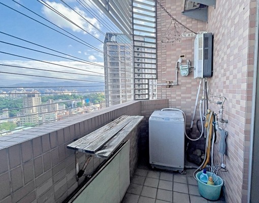 易居社宅✨稀有樓中樓三房出租｜高樓視野佳｜近景平捷運 - Image 8