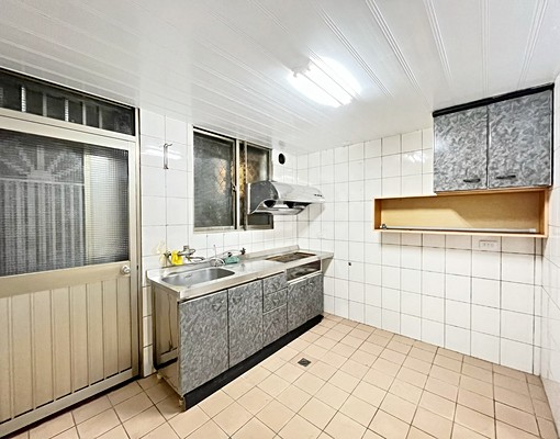 顧家社宅🍎免仲可補/國際路一段/稀有四房絕美透天門口可停車 - Image 7