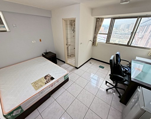 🌟西屯區逢甲黃金採光佳邊間套房🌟 - Image 4