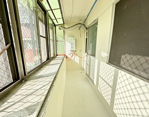 近林森路長榮中學對面獨立陽台電梯美兩房(可租補台水台電計價) - Image 6
