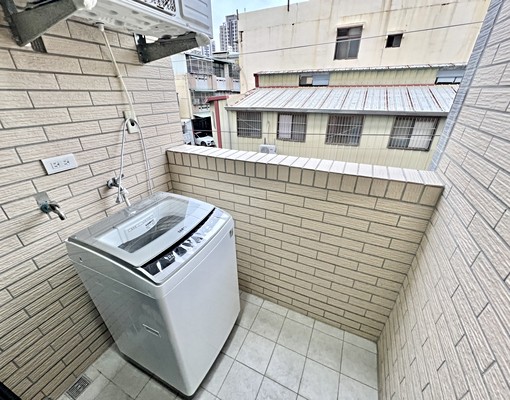 國光花市⛅朝陽科大⛅可雙租補⛅整棟新蓋⛅陽台獨洗⛅室內機車位 - Image 5