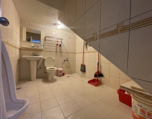 成功七街店面，門前停車．適合美髮、美體、小型公司． - 591租屋網 - Image 4