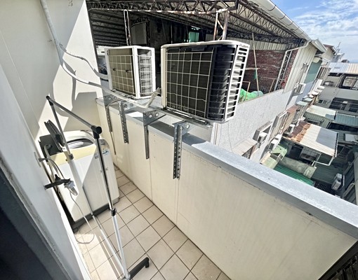 ⭐可租補⭐電梯採光套房⭐陽台獨洗曬⭐免追垃圾車 - Image 10