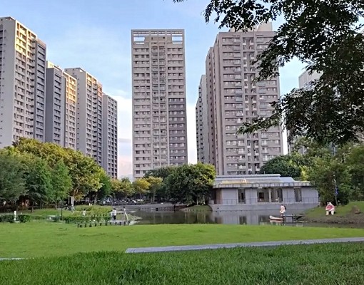 屋主自租一樓寬7.5米可停車可租補 - Image 3