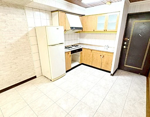 近南紡❤明亮採光1+1房❤有廚房有管理員-可租屋補助 - Image 3