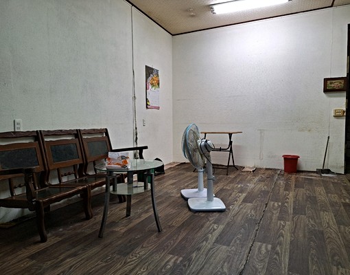 超值四房中古透天“可供奉神明也適合美容、甲業” - 591租屋網 - Image 2