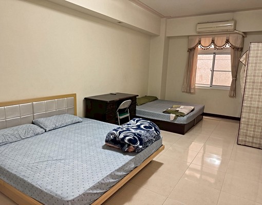 港坪運動公園旁~大坪數透天四樓車庫別墅 - Image 10