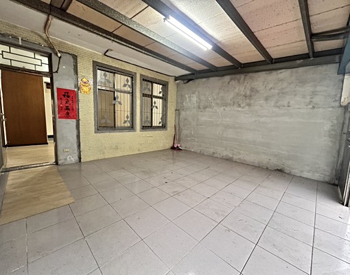 逸園區，大地坪門前室內車庫停車透天，可格孝親房 - 591租屋網 - Image 7