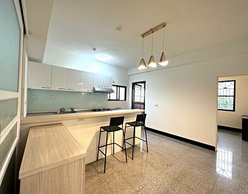 和平公園4房平車美廈出租 - Image 2