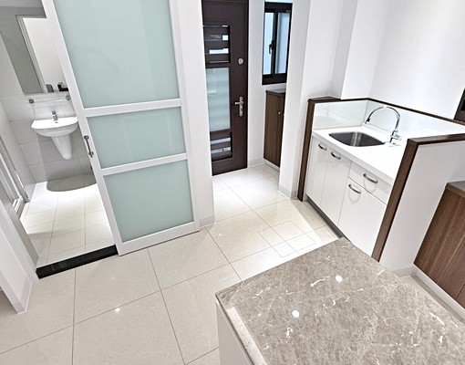 近光復高中3分【超值溫馨大套房】採光佳@獨立洗衣機@磚牆 - Image 6