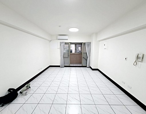 🏠南屯優質大3房|雙陽台|可養寵物|附車位|近家樂福 - 591租屋網 - Image 1