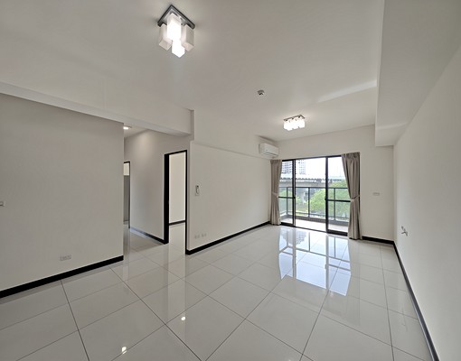 🏅高鐵合康學院三房露臺戶 - Image 1