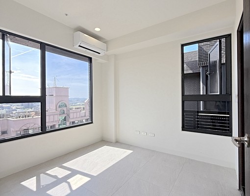 ✴️全新未住✨岡山市中高樓景觀精品宅✨二房含車位+全套傢具 - Image 6