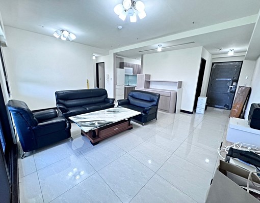 楠梓交響院-2+1房平面車位-附傢具店 - Image 3