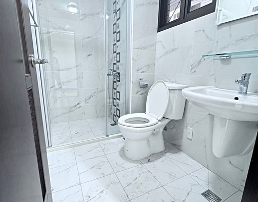 楠梓交響院-2+1房平面車位-附傢具店 - Image 4