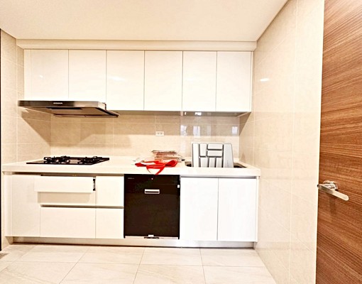 央北【國美中央新村】邊間高樓四房車位👉大家の小古👈 - Image 9