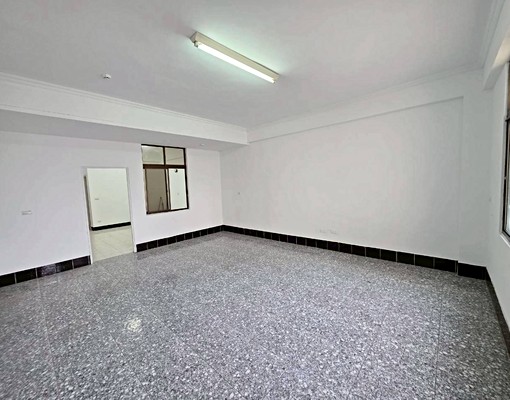 近永華商圈🌻安平7房透天店面出租🌻適合營業使用 - Image 6