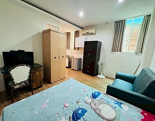 成功路套房😁附浴缸洗衣機 - Image 1