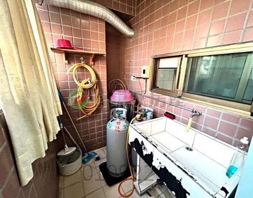 新春街城堡花園傢俱全配方正兩房前後陽台-0109229 - 591租屋網 - Image 8