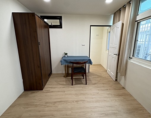 三重小家庭或女性｜捷運五分鐘｜可雙租補｜家俱可談｜一站到北車 - Image 3