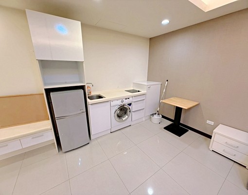 高鐵🌈好FUN-大套房室內有13坪/含管含平車/家俱電齊全 - 591租屋網 - Image 2