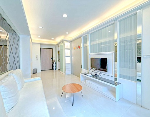 可租補~三多捷運百貨商圈高樓大1+1房 - Image 2