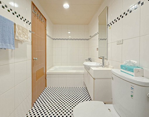 可租補~三多捷運百貨商圈高樓大1+1房 - Image 10