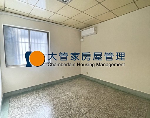 市區優質4房透天有孝親房可租補 - Image 13