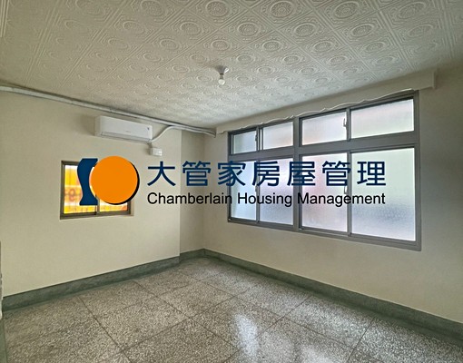 市區優質4房透天有孝親房可租補 - Image 14