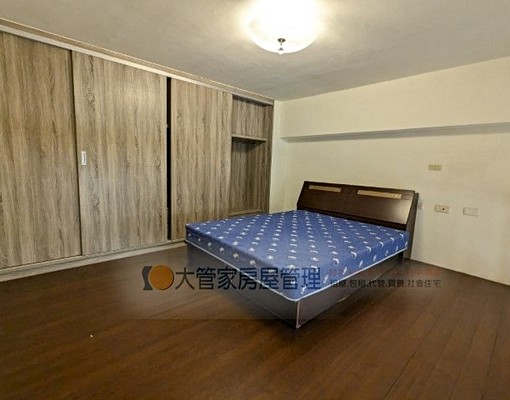 租近巨城.樓中樓屋況極新.附洗衣機 - Image 6