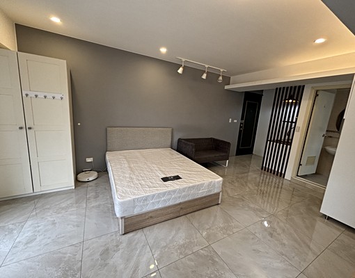 雙面採光衛浴開窗陽台電磁爐微波爐全配 - 591租屋網 - Image 1