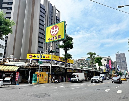 近文山特區4房3衛(可租補 - Image 11