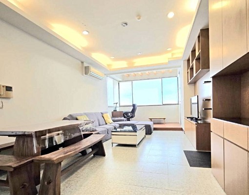 市公所旁便宜美三房+車位 - Image 1