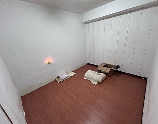 🏡【板橋公寓一樓｜四房兩廳ㄧ衛｜住辦皆可｜可開伙】 - Image 5