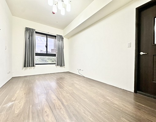 三房兩廳兩衛⭐南區⭐台水電⭐可租補⭐平車 - Image 4