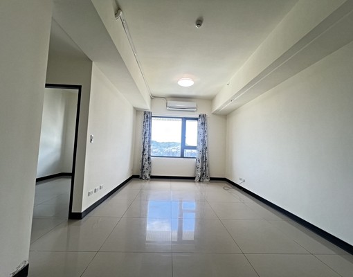 先Line洽詢!亞東電梯三房,傢俱家電需自備,屋況影片,另車 - Image 1