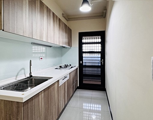 🌟高大特區|河畔首排|華雄交響曲|三房平車含管|可租補 - Image 10