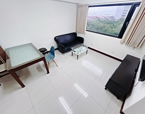 大四房✨可租補4租補‼️可寵可貓🐱大露台🔥有汽車位🅿️ - Image 3