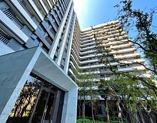 青埔A18國家大院中高樓挑高景觀兩房車 - Image 1