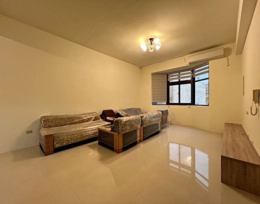 可租補設籍｜台元電梯大四房家庭戶附平車 - Image 1