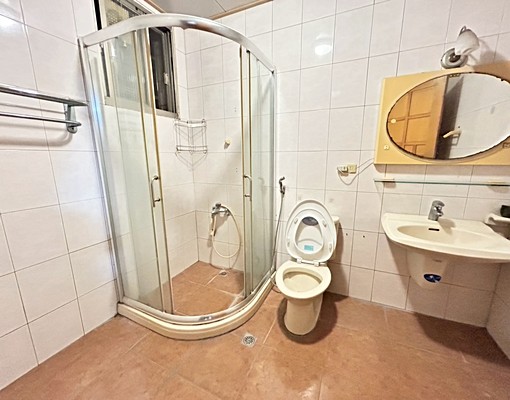 ✨可停五車✨前後花園✨整棟大地坪✨超美秒殺別墅✨可住可工作室 - 591租屋網 - Image 7