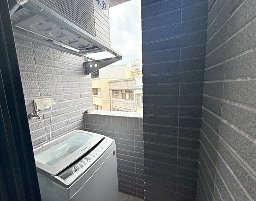 潭子車站💖整棟新蓋💖陽台獨洗曬💖可雙租補 - Image 5