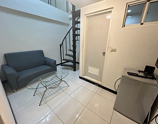 捷運站套房💖稀有樓中樓💖住戶單純子母車 - Image 2