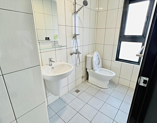 電梯透天💯可雙租補‼️陽台獨洗🔥更衣間✨子母車✨機車位 - Image 8