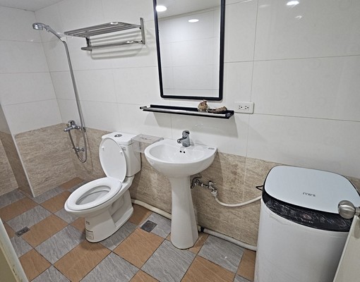 少爺帶你看｜忠明路🍀獨洗烘🍀有管理室🍀浴室開窗 - Image 2